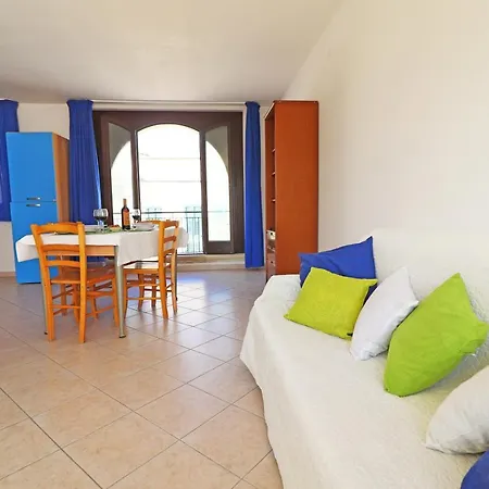Flat Desire Close To Beaches With Sight Castle, Terrace, Wi-fi Vakantiehuis *